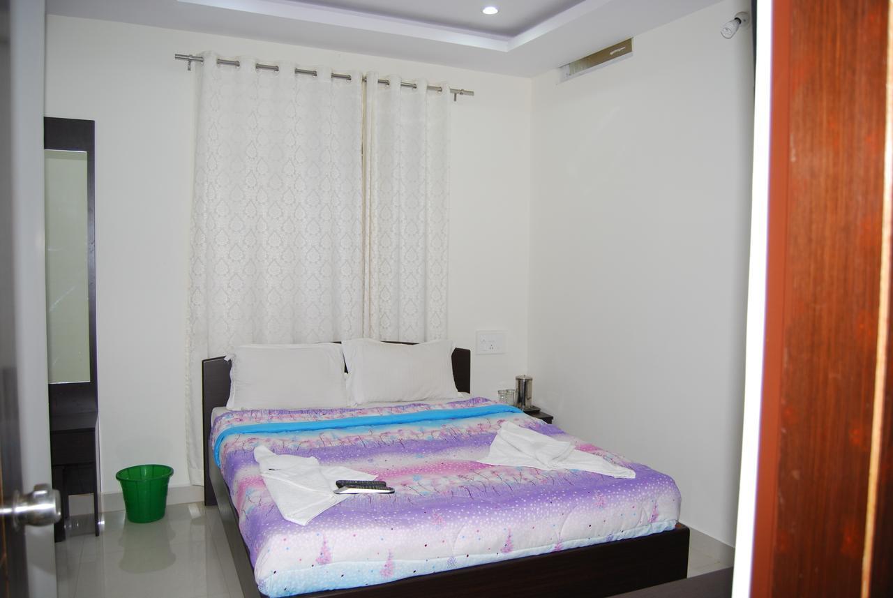 Pratham Residency Ξενοδοχείο Mysore Εξωτερικό φωτογραφία